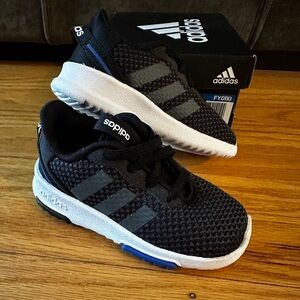 Adidas Racer TR 2.0 - baby/toddler size 6K
